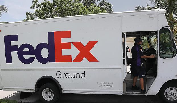 Can You Track A FedEx Truck