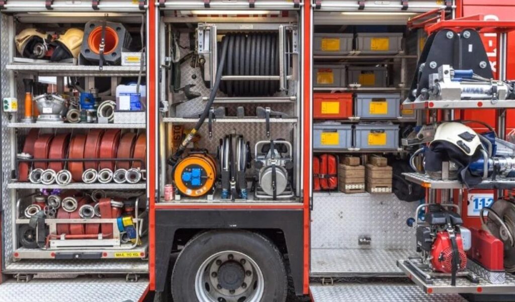 How Much Does A Fire Truck Weigh? Quick Answer