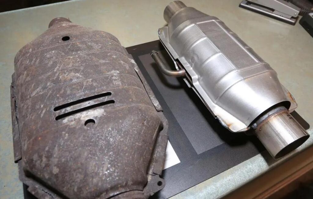 How Many Catalytic Converters Does A Nissan Rogue Have?