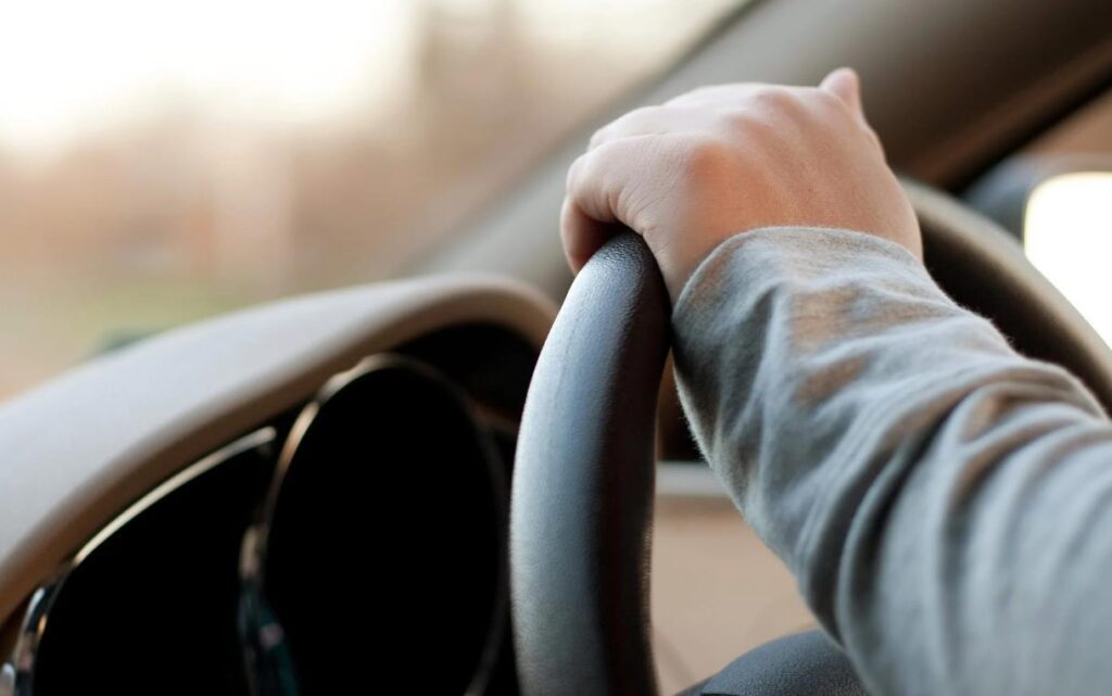 Why Does My Nissan Altima Shake When I Accelerating? Explained