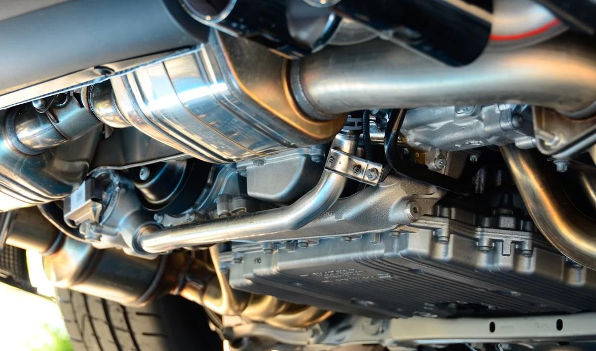 How Many Catalytic Converters Does A Nissan Altima Have? Answered