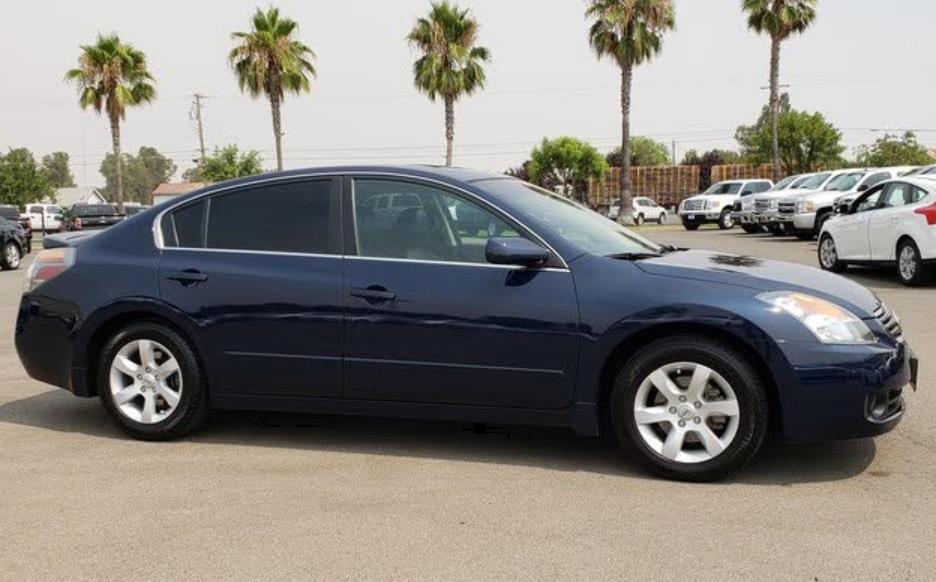 How Much Is A 2010 Nissan Altima Worth? Answered