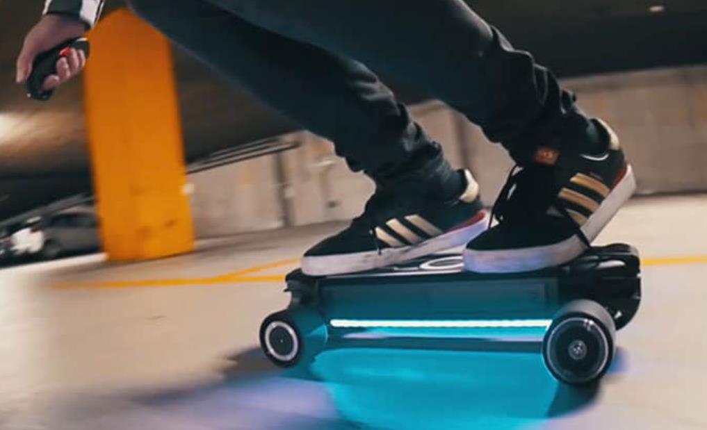 Can You Take Electric Skateboard On Plane? (Risks & Consequences)