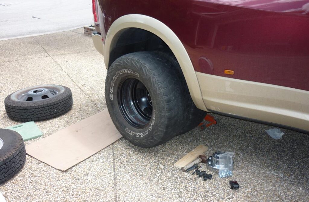 How Wide Is A Dually Truck? How To Measure Width?