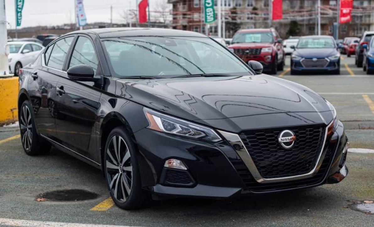 What Gas Does A Nissan Altima Take? A Complete Breakdown