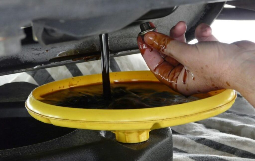 Can Overfilling Oil Cause Engine Knock? Answered