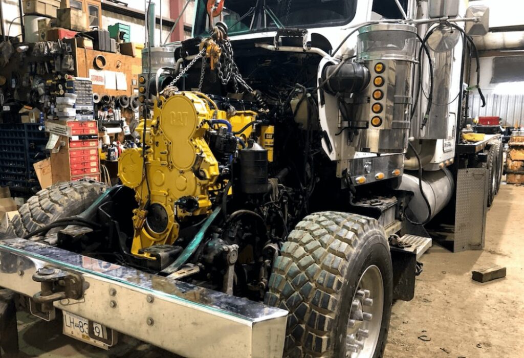 How To Turn Up A Paccar Engine? 10 Easy Steps