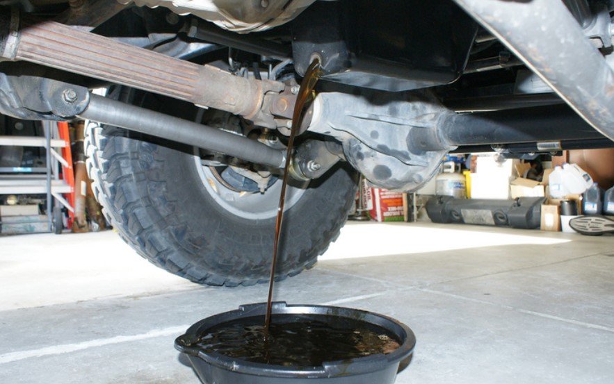 How Many Quarts Of Oil Does A 3.8 Engine Take? Answered