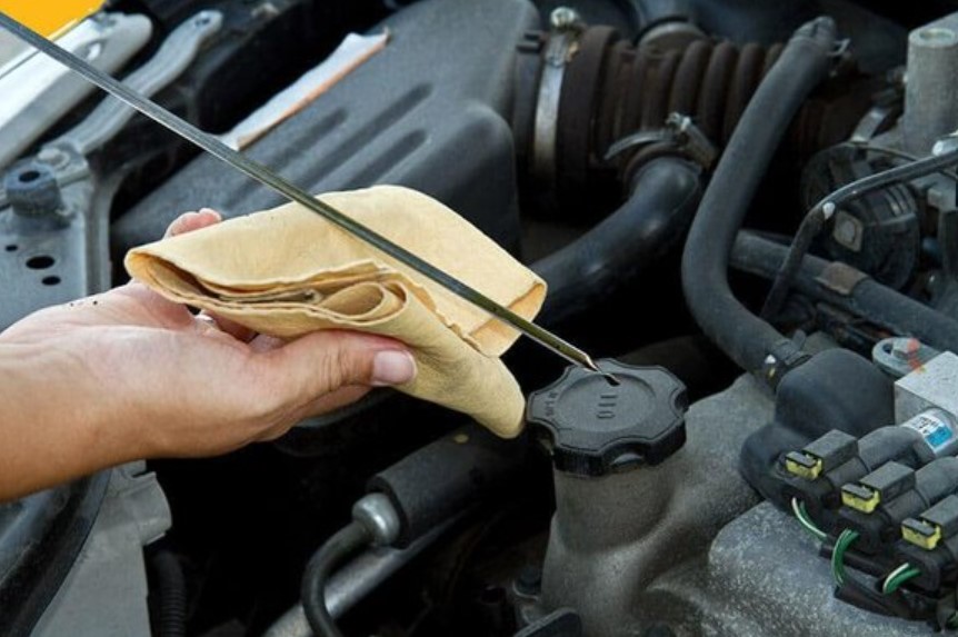 Can Overfilling Oil Cause Engine Knock? Answered