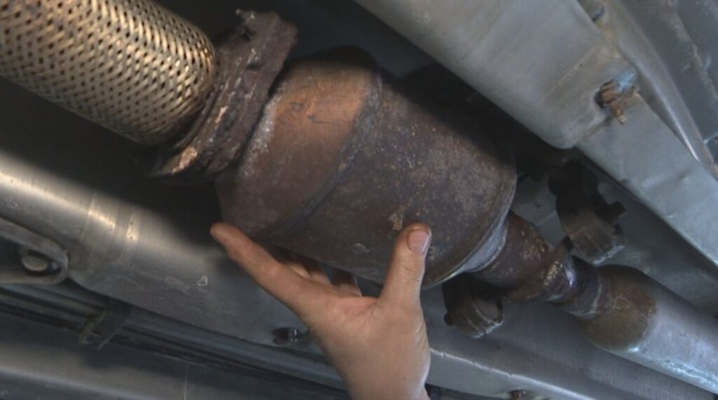 How Many Catalytic Converters Does A Nissan Armada Have?