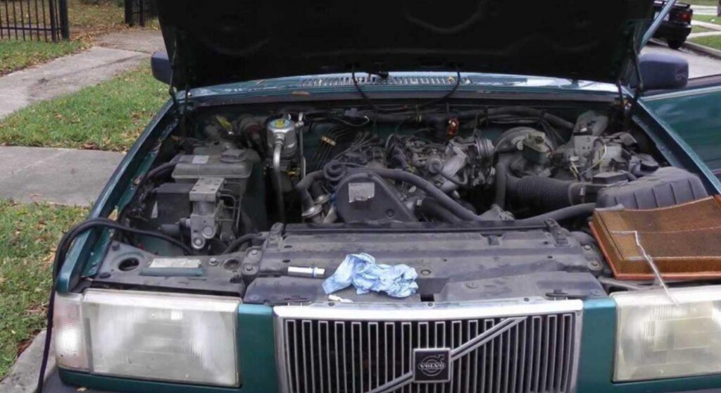 How Long To Wait After Flooding Engine? All You Need To Know