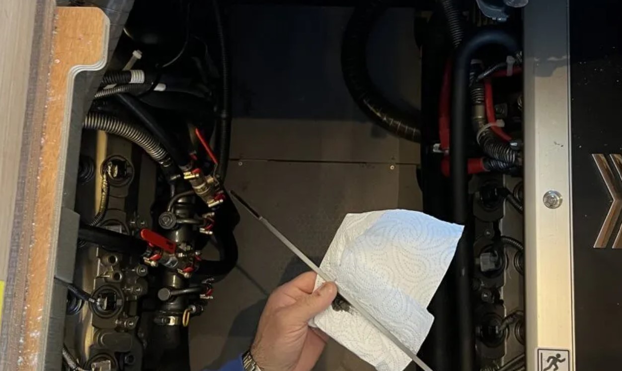 How Often Should You Check The Engine Oil Level Boat?
