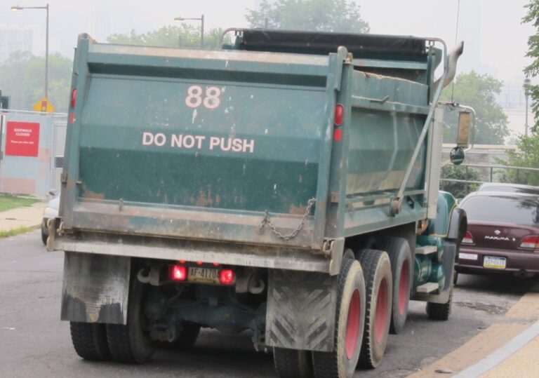 What Does Do Not Push Mean On A Dump Truck? Explained