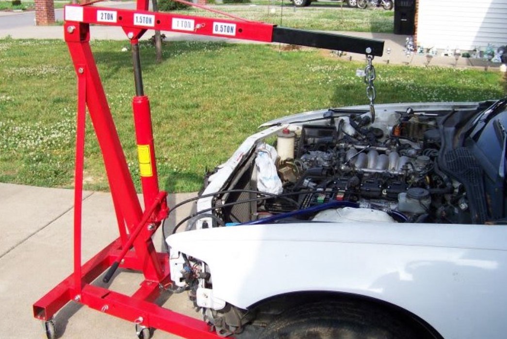 Where To Attach Chain To Pull Engine? Quick Answer