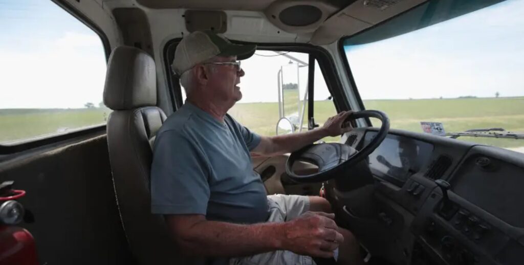 Why Are Truck Drivers So Stupid? All Reasons