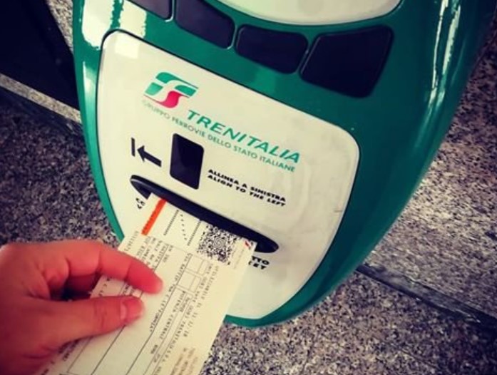 How Do Bus Tickets Work In Italy? Explained