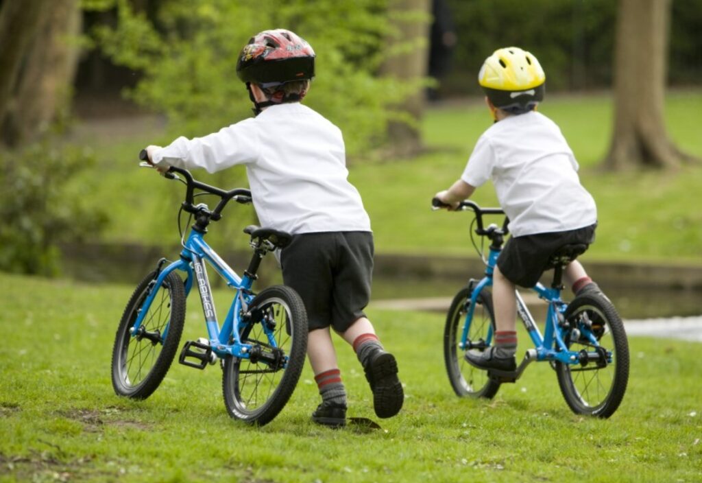 how to teach yourself how to ride a bike