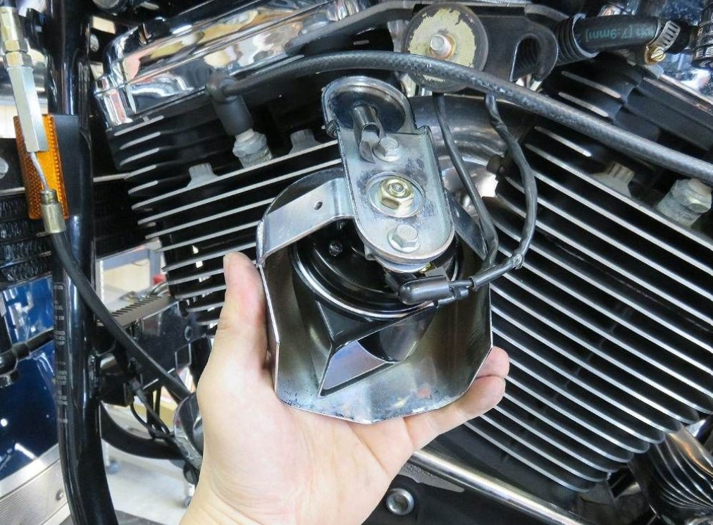 Why My Bike Horn Is Not Working? [Explained]