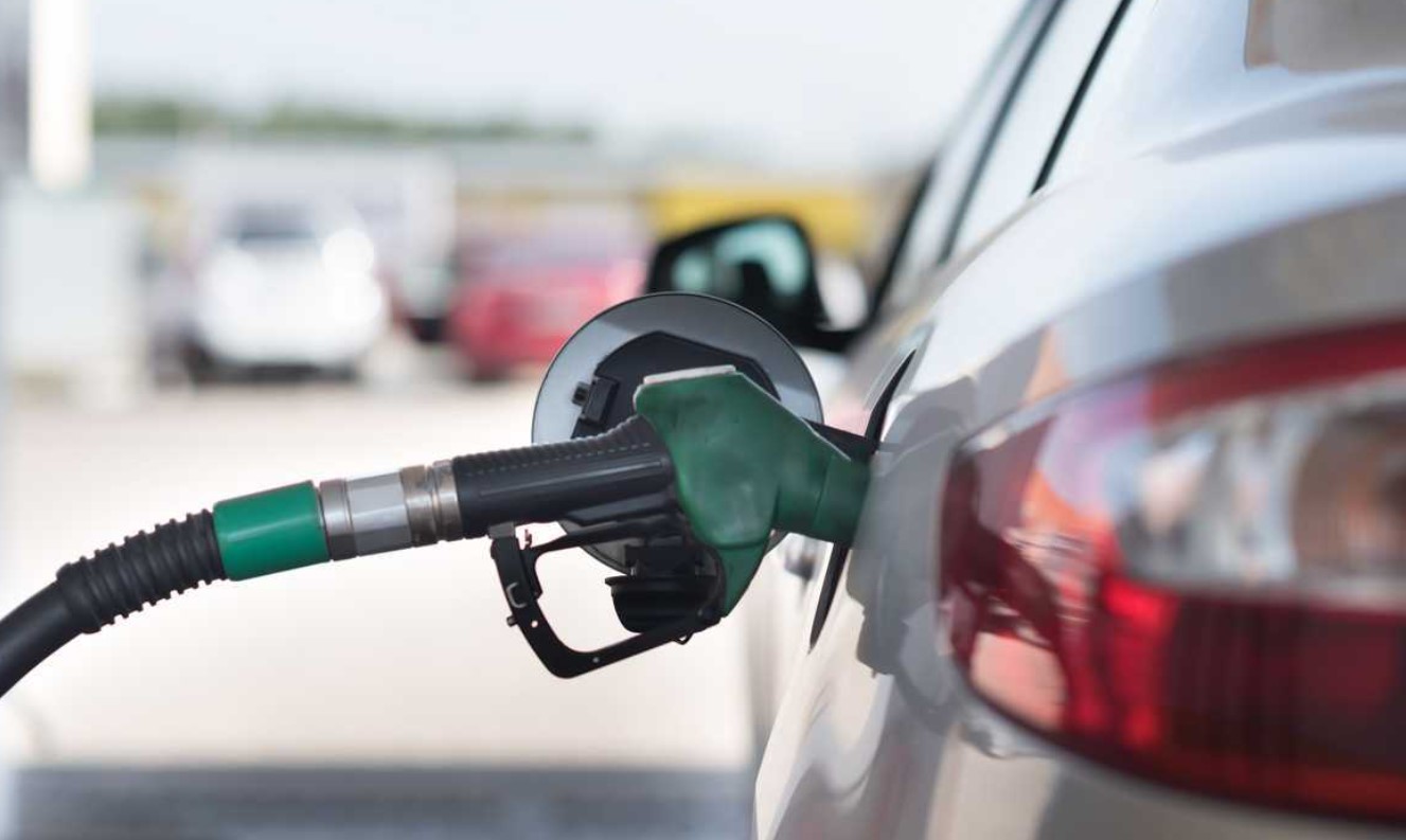 Why Does The Gas Pump Keep Stopping When My Tank Isn't Full?