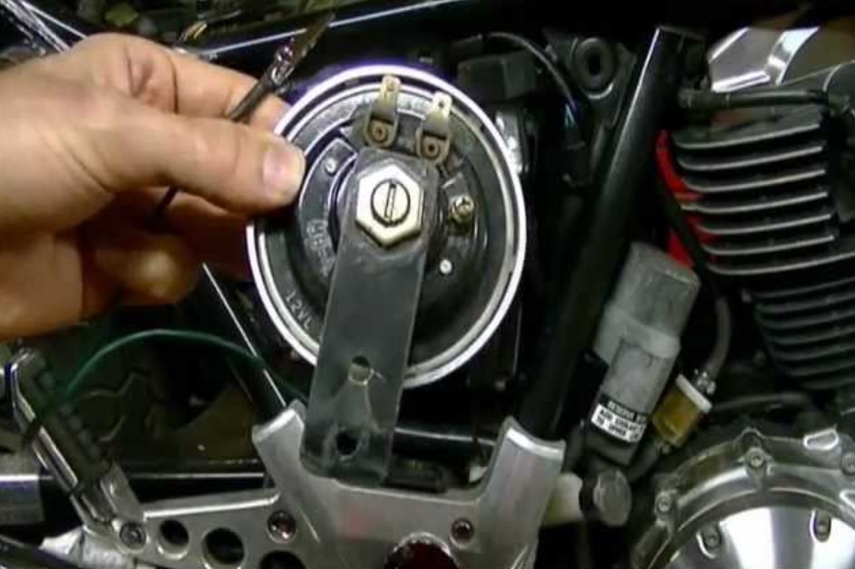 Why My Bike Horn Is Not Working? [Explained]