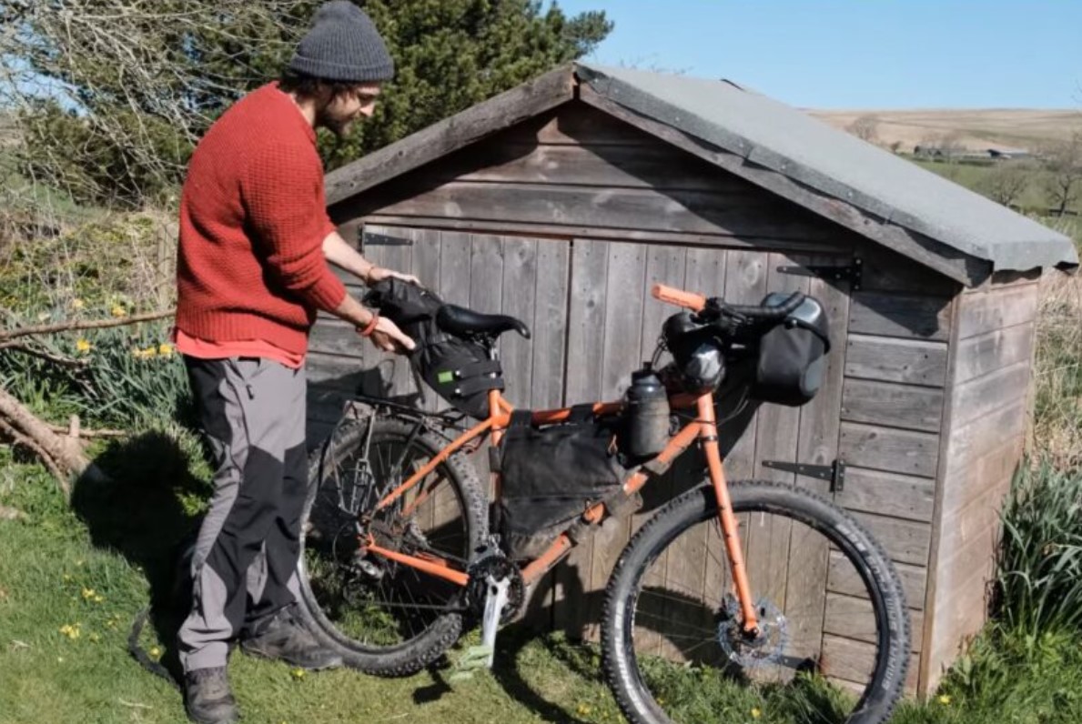 How To Carry Yoga Mat On Bike? Explained