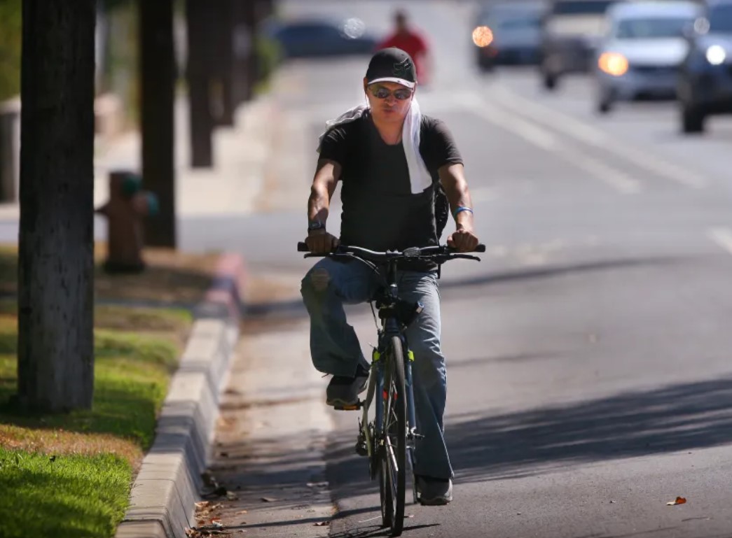 Is It Illegal To Ride A Bike Against Traffic? Answered